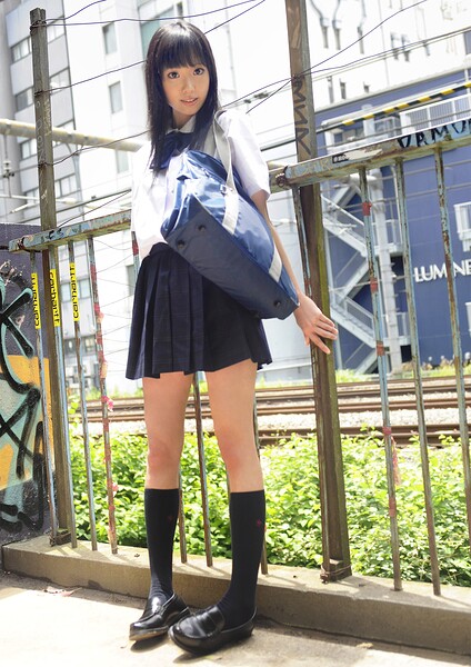 【写真集】援〇制服女子と2回戦！狭いアソコに勢い余って中出し！！｜